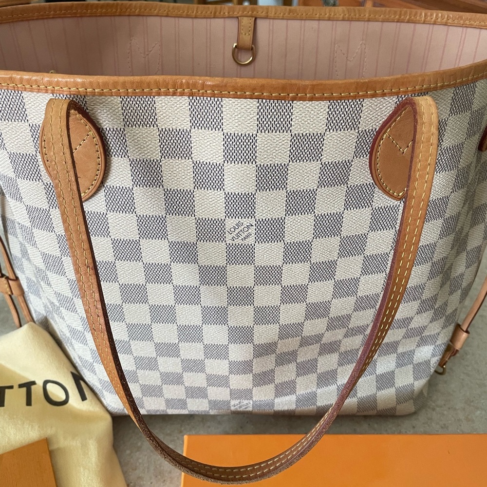 Louis Vuitton Neverful MM - Picture 3 of 12
